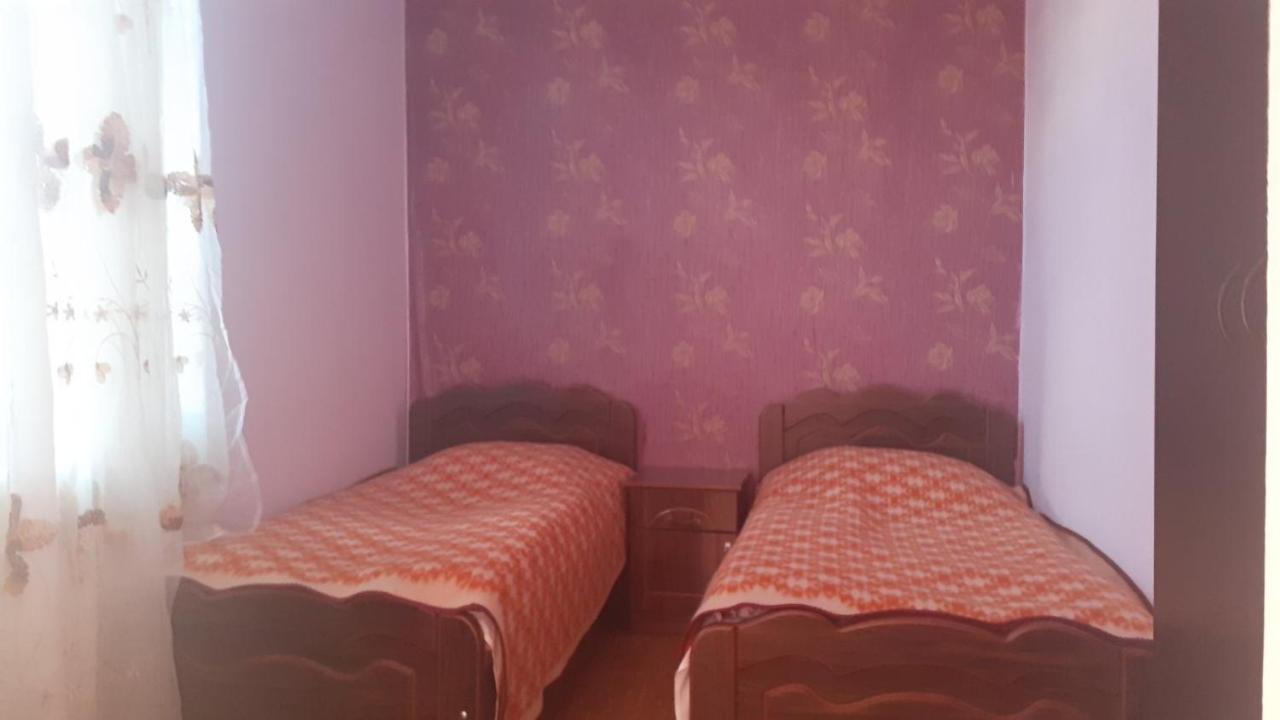 Chveni Ezo Ambrolauri Exterior foto
