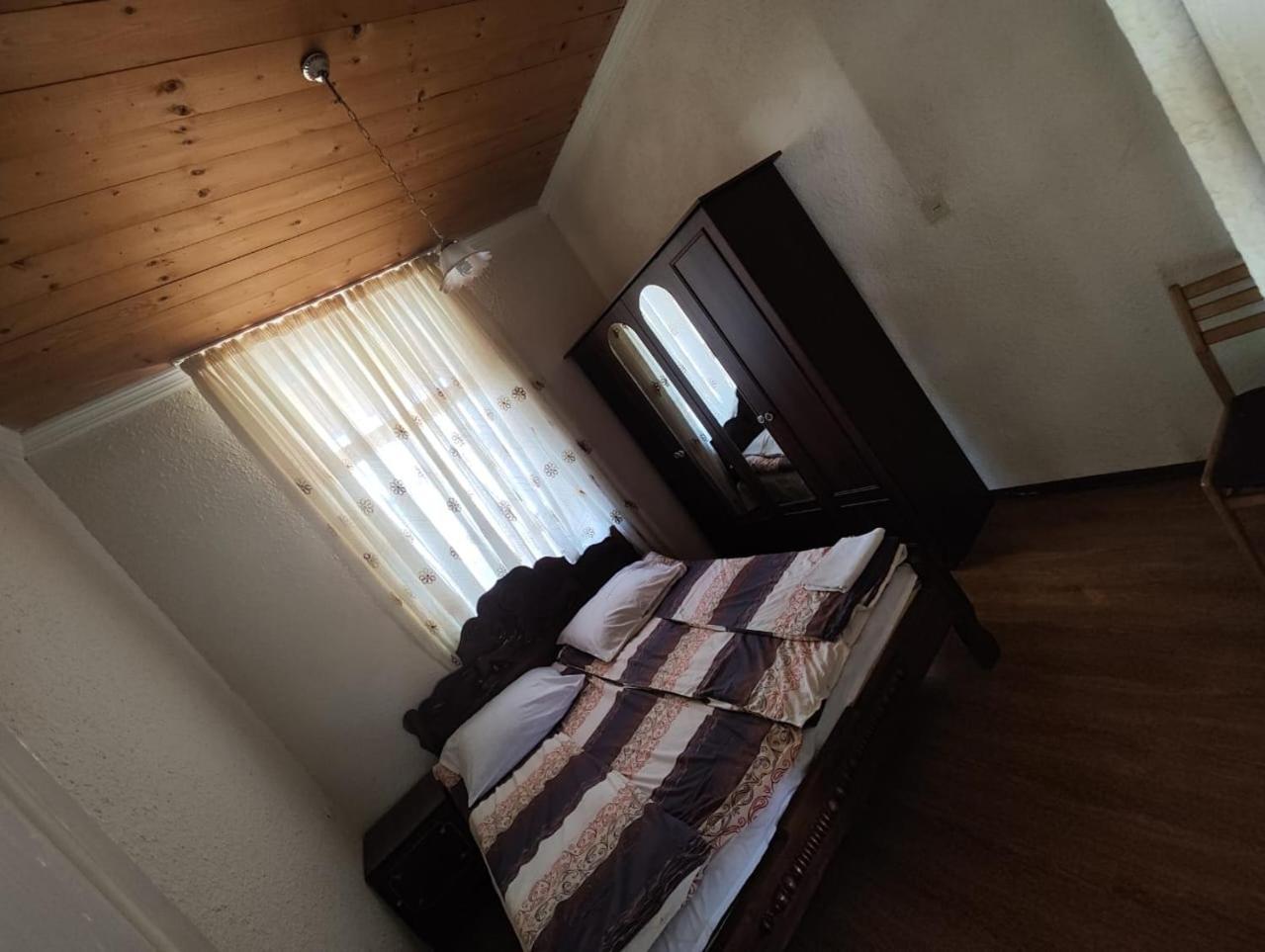 Chveni Ezo Ambrolauri Exterior foto