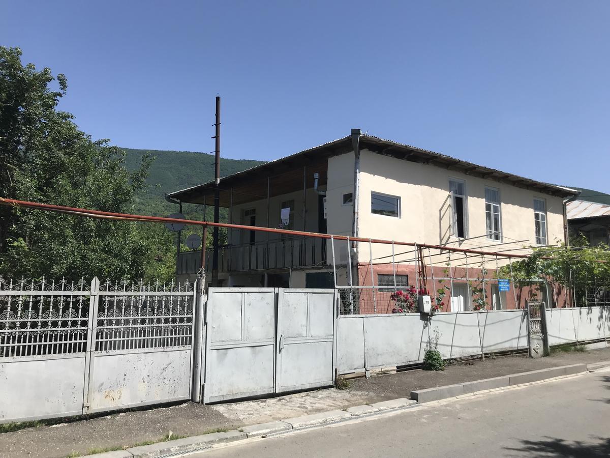 Chveni Ezo Ambrolauri Exterior foto
